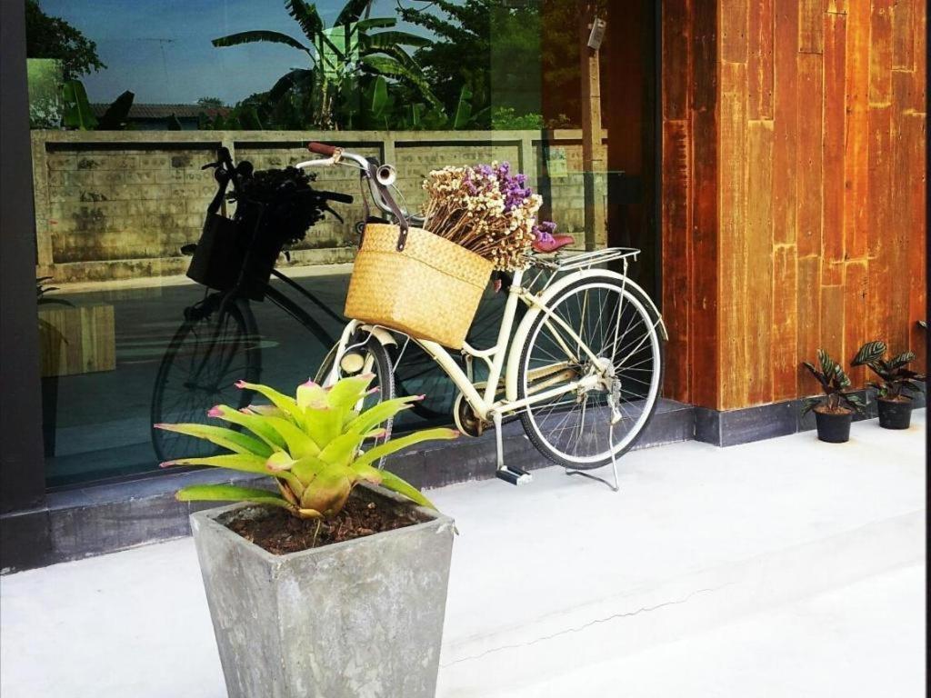 Klim Hotel Buriram Extérieur photo