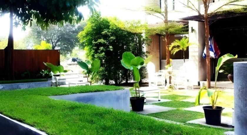 Klim Hotel Buriram Extérieur photo