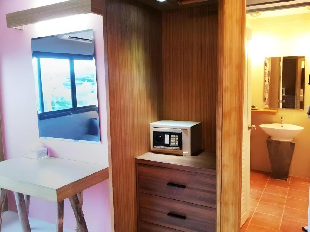 Klim Hotel Buriram Extérieur photo